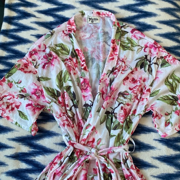 Fit Fab Fun Show Me Your Mumu Floral Robe - Picture 4 of 9